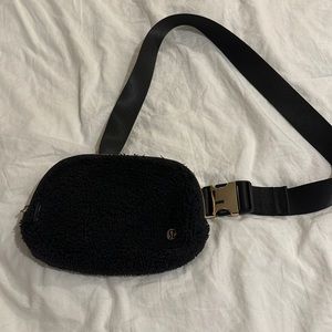 Lululemon belt bag